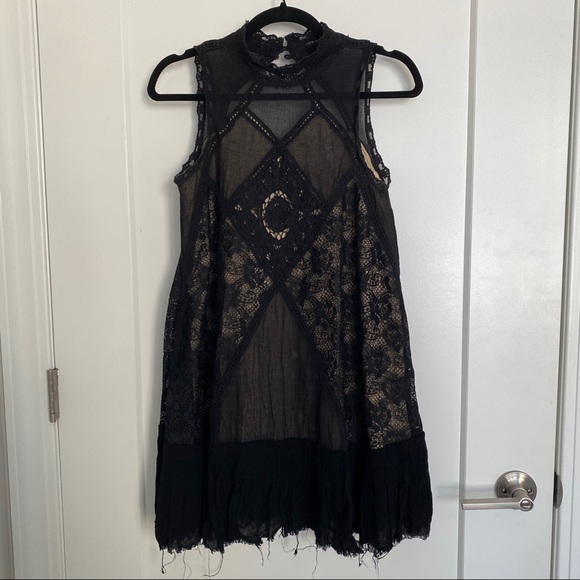 Black lace mini dress - Picture 7 of 8